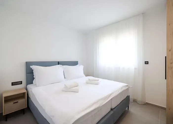 Appartement 2 Bedroom Lovely In